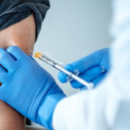 Con gran parte del país engripado, el Ministerio de Salud dice que recién ahora envió vacunas adicionales a las jurisdicciones