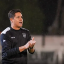 Colón gana, golea y convence, pero Medrán podría meter mano en el equipo