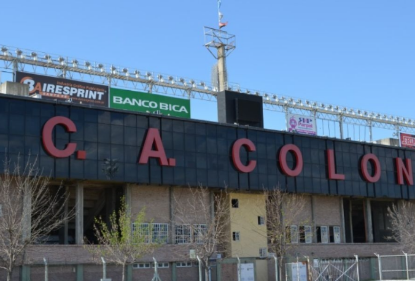 Colón espera al banco y las elecciones para pagarle a Espínola