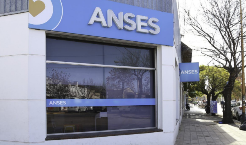 La ANSES elimina la asignación familiar a los que cobran más de 2,4 millones de pesos