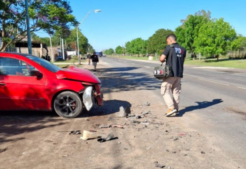 Sauce Viejo: un choque entre dos autos en la ruta 11 dejó 3 heridos