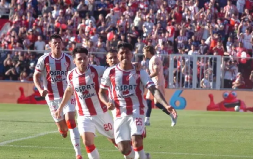 Unión juega esta noche en el 15 de Abril para mantener la punta de la Zona B