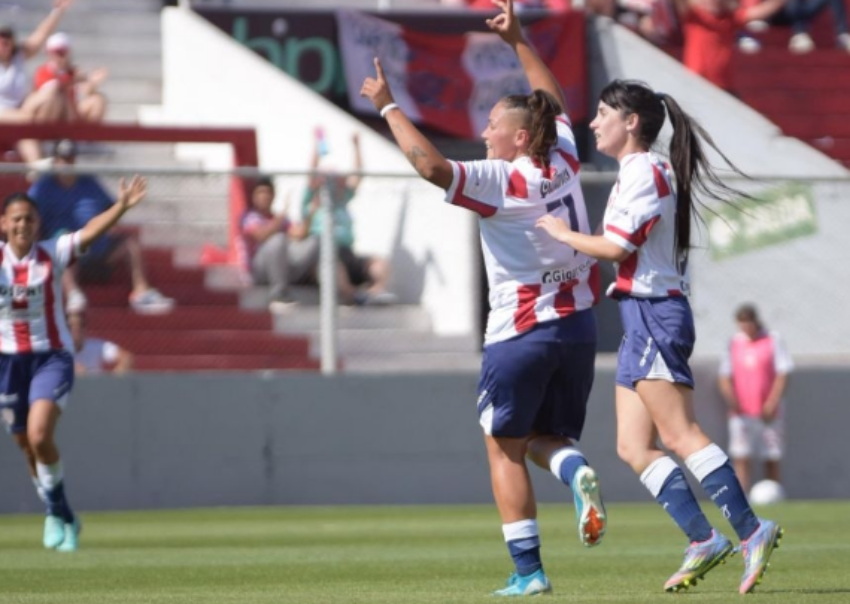 Las Tatenguas ganaron la primera final contra Lanús y se ilusionan con es ascenso