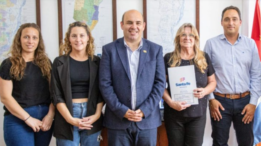 Realizarán la limpieza del canal Sur en Esperanza