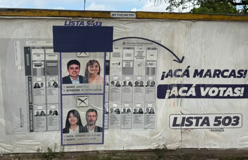 Zdero recibe a Milei, pero lo borra de los carteles y tapa el logo libertario