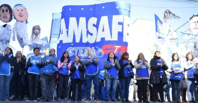 Cerca de 2.800 docentes de Santa Fe volverán a tributar ganancias: la postura de Amsafé