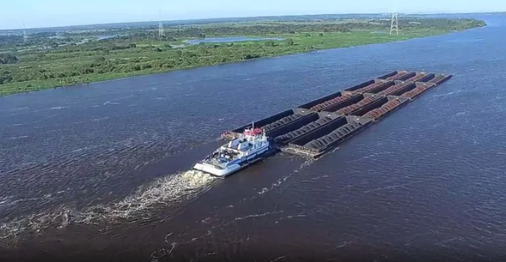 Refuerzan el control en la hidrovía para combatir el narcotráfico a través del Plan Paraná