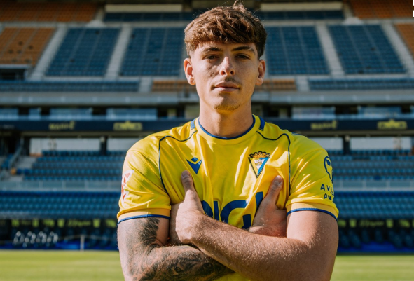 Dómina inició su etapa en Cádiz: “Espero dar lo mejor”