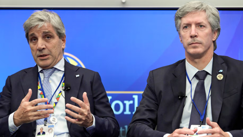 Economía libertaria : Lo que nunca iba a pasar, empieza a pasar