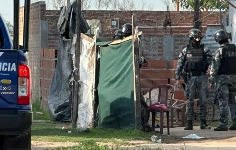 Allanan más de 30 domicilios en Santa Fe por robos, abuso de armas y microtráfico