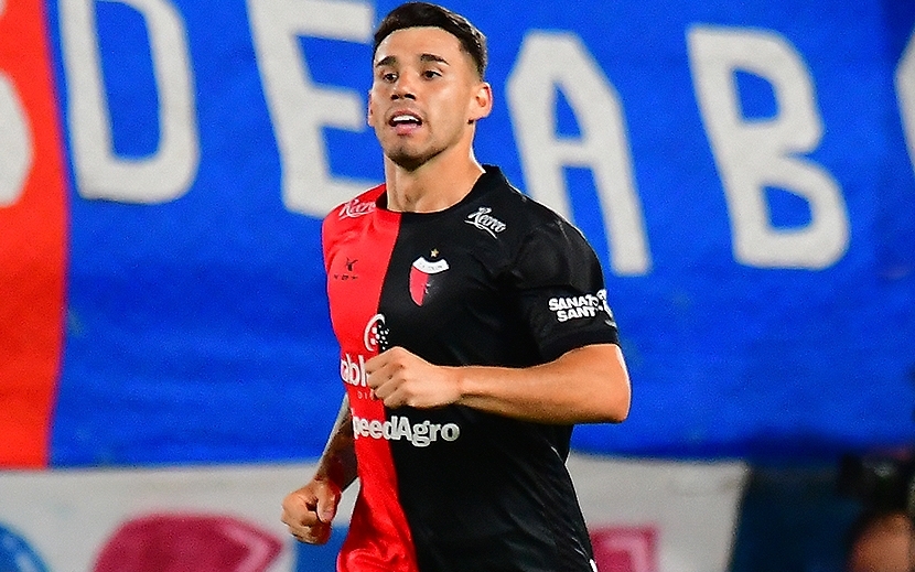 Colón evalúa exigirle a Neris su reincorporación al plantel