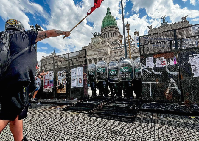 Reforma laboral: en Diputados la pulseada tiene un final abierto