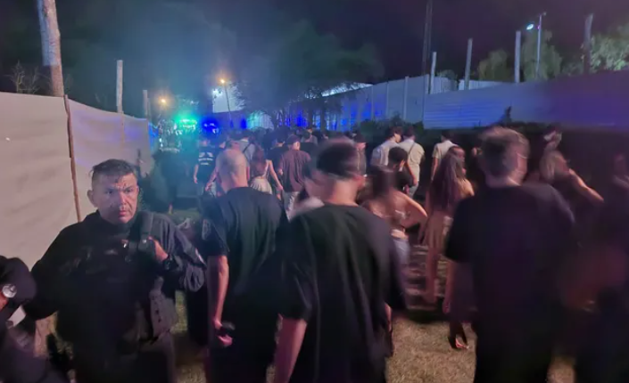 Suspendieron un evento en el boliche Nativo por exceso de público y presencia de menores