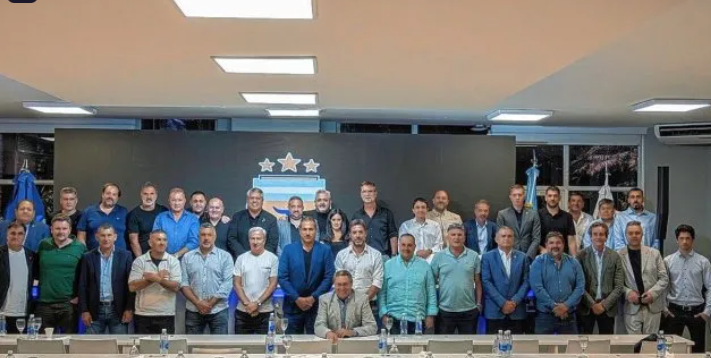 Se mantiene el paro en el fútbol y el fin de semana no habrá actividad