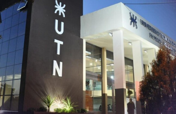 Más de 1000 docentes dejaron de enseñar en la Universidad Tecnológica Nacional por los bajos sueldos