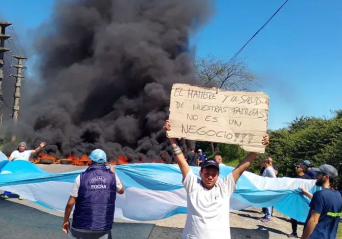 En el Conurbano crece el rechazo a Milei impulsado por la crisis