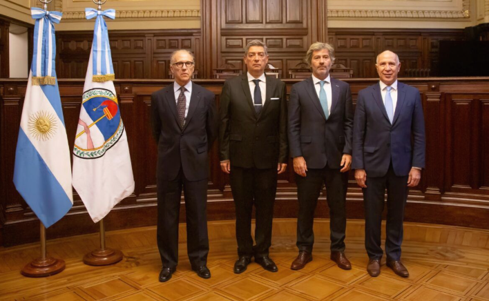 Reforma laboral: el Gobierno presentó un “per saltum” ante la Corte Suprema para frenar su suspensión