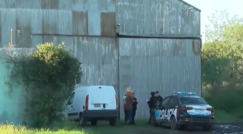 Murió un obrero al caer desde el techo de un galpón en el que trabajaba