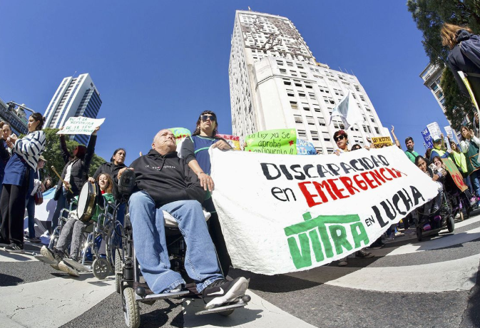 Discapacidad: organizaciones y familiares se movilizaron en todo el país en defensa de los ataques del Gobierno