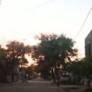 Barrio San Lorenzo: una mujer recibió un disparo en la espalda al salir de su casa en bicicleta