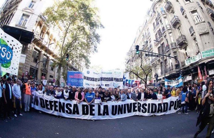 Ley de financiamiento universitario: suspendieron la ejecución de la cautelar y el Gobierno sigue sin entregar los fondos