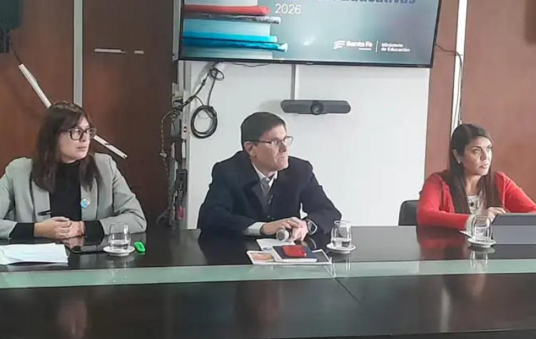 Santa Fe habilitará traslados y titularizaciones docentes con nuevos criterios de selección