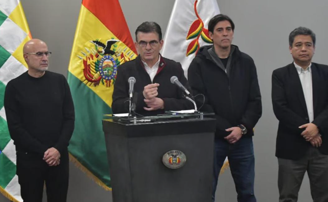Bolivia: en medio de la crisis, Paz anuncia una reforma de gabinete