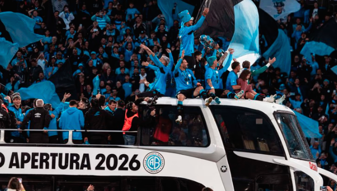 Belgrano festeja el primer título de su historia con una mega caravana por la circunvalación de Córdoba