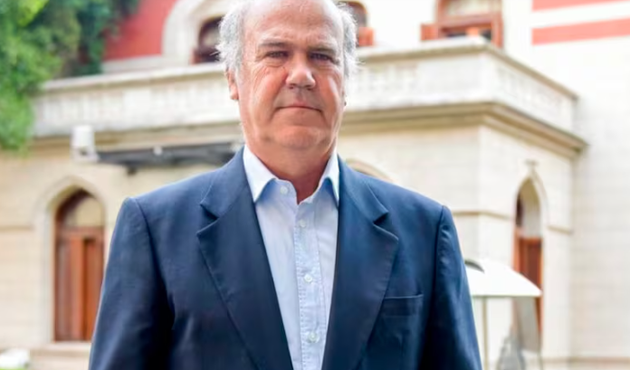 El secretario de Agricultura exigió aplausos y “un cambio de actitud” del campo