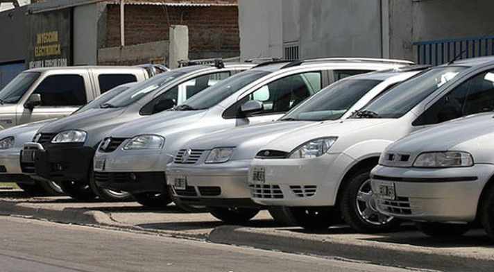 Los patentamientos de autos cayeron 25,6% en mayo