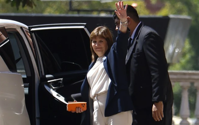 Renuncia otra funcionaria de Bullrich en medio de la crisis con los Milei