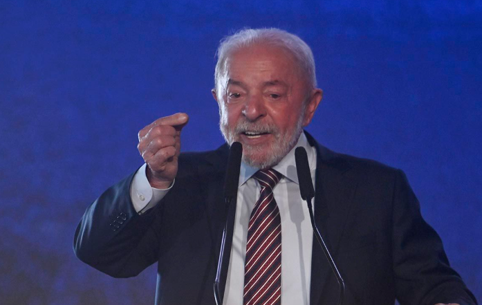Lula tilda de «traidores» a los Bolsonaro por promover la suba de aranceles de EEUU