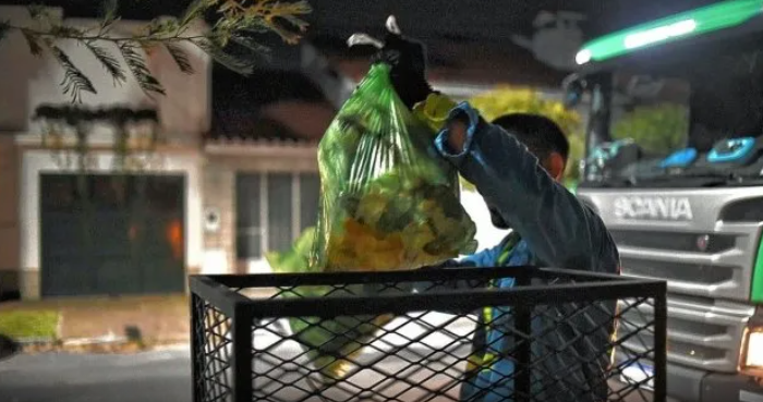 Mano dura con los servicios: el municipio le descontó el día a Urbafe por fallas en la recolección de basura