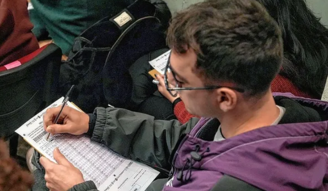 Residencias médicas en Santa Fe: casi el doble de inscriptos que el año pasado pese al desfinanciamiento nacional