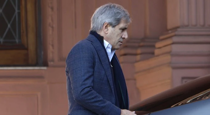 Caputo quiere usar las garantías del Banco Mundial para tomar hasta USD 5.000 millones de nueva deuda