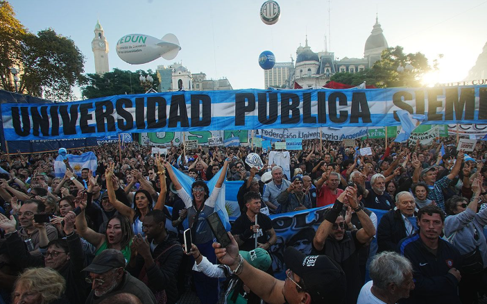 La Corte Suprema dejó firme la cautelar que obliga al Gobierno a aplicar la ley de financiamiento universitario