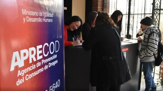 Los jóvenes de entre 21 y 32 años concentran la mayor demanda de atención por consumos problemáticos en Santa Fe