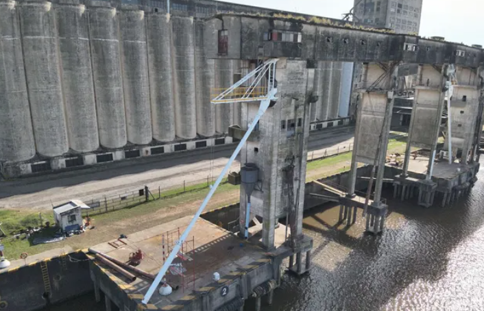 Mejorar la productividad y hasta crear un Paseo Ferroportuario: invertirán más de $1.100 millones para transformar el Puerto Santa Fe