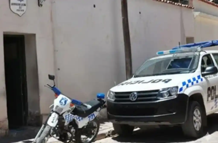 Jujuy: una mujer discutió con sus hijas de 15 y 18 años e intentó incendiar la casa con ellas adentro
