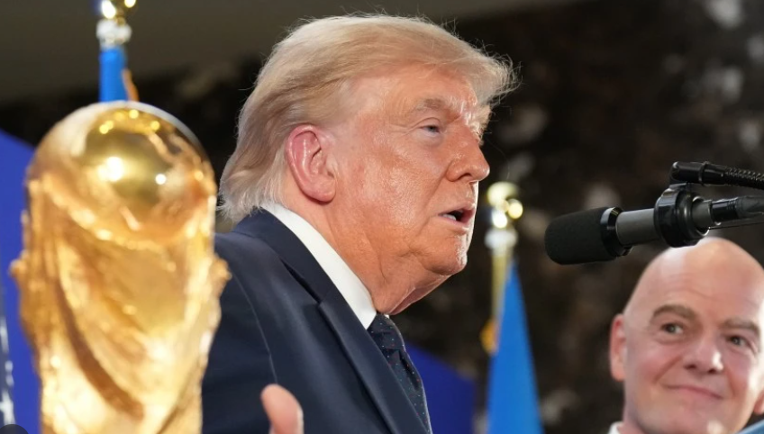 Trump defendió el derecho de la Scaloneta a mostrar la bandera de Malvinas y dejó en ridículo a Milei