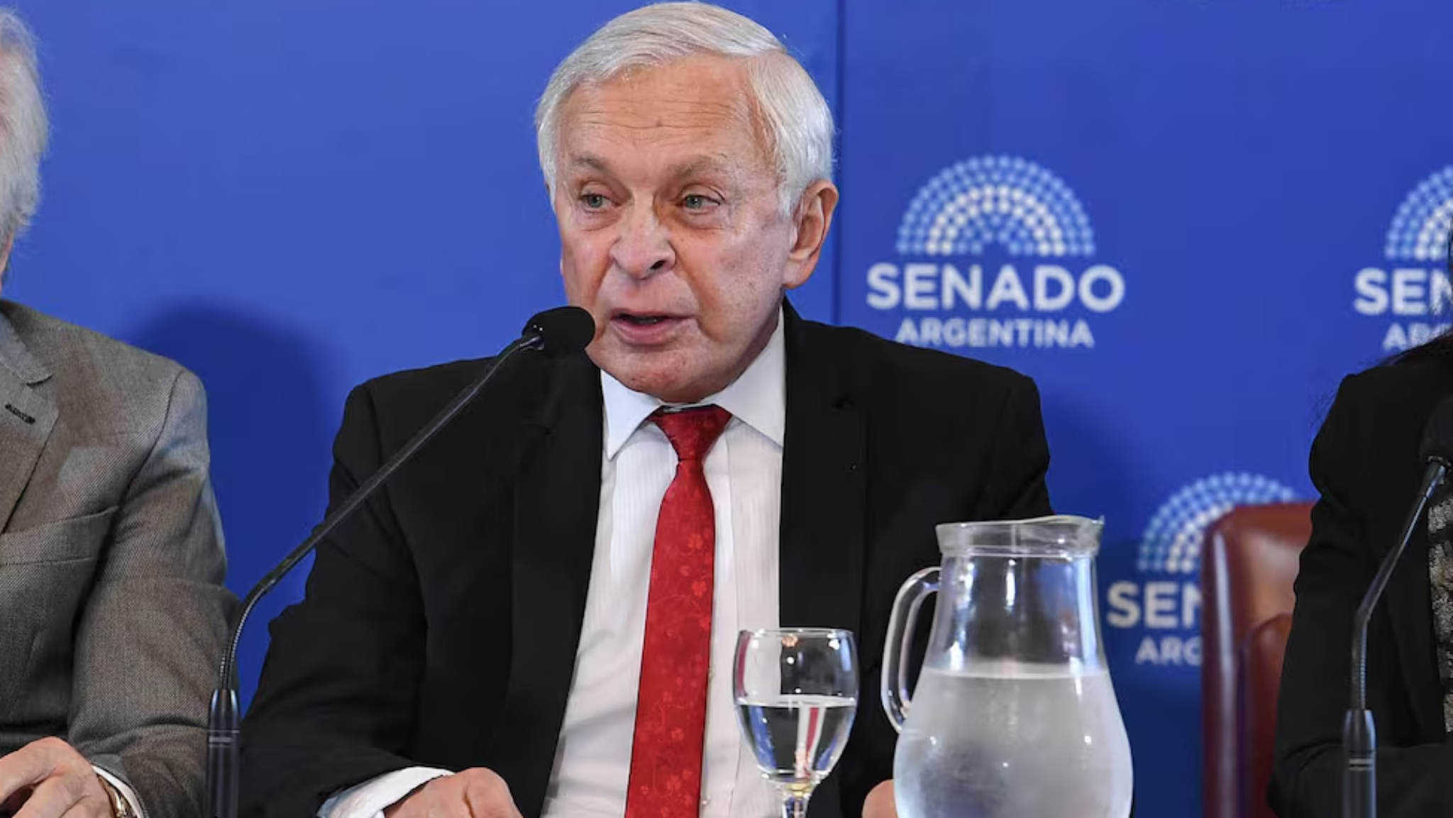 Milei premió al juez que validó la reforma laboral