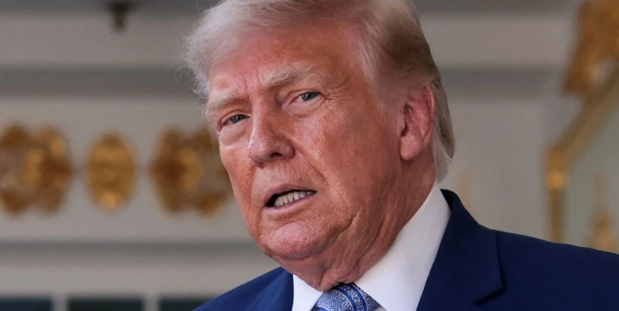 Trump afirmó que Estados Unidos usará fondos iraníes para pagar daños a buques y cargas