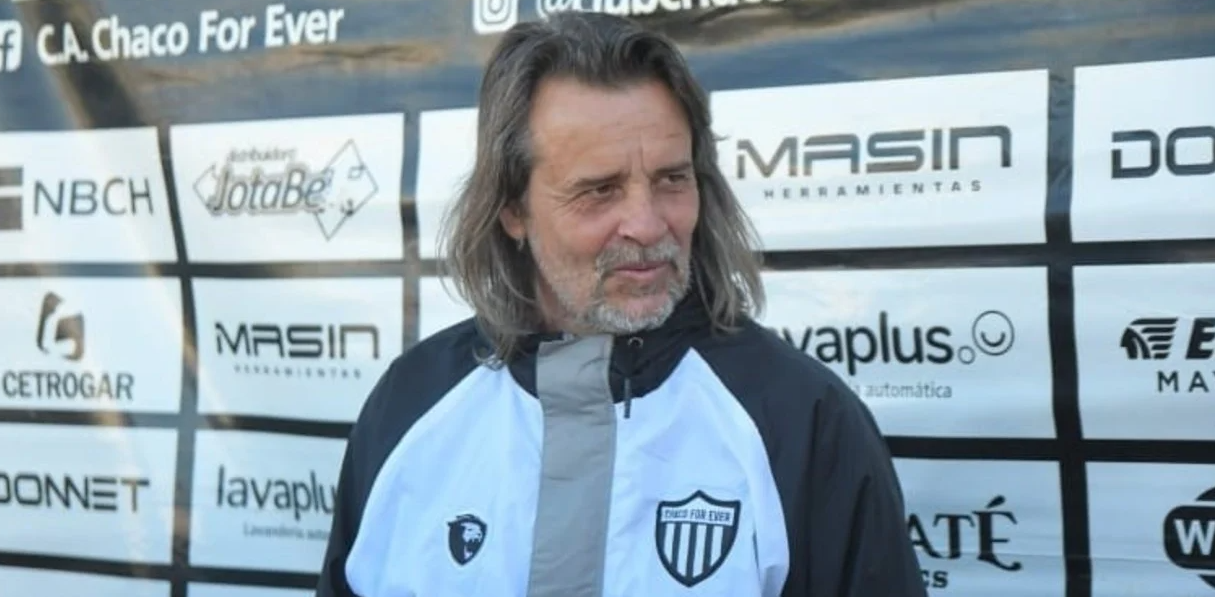 Daniel Cravero, DT de For Ever: “Colón es un grande del interior que tiene que estar en Primera”