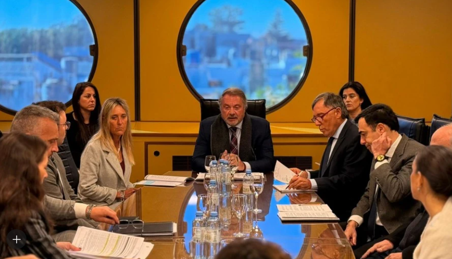 La justicia federal de Córdoba cruje por su propio caso Adorni