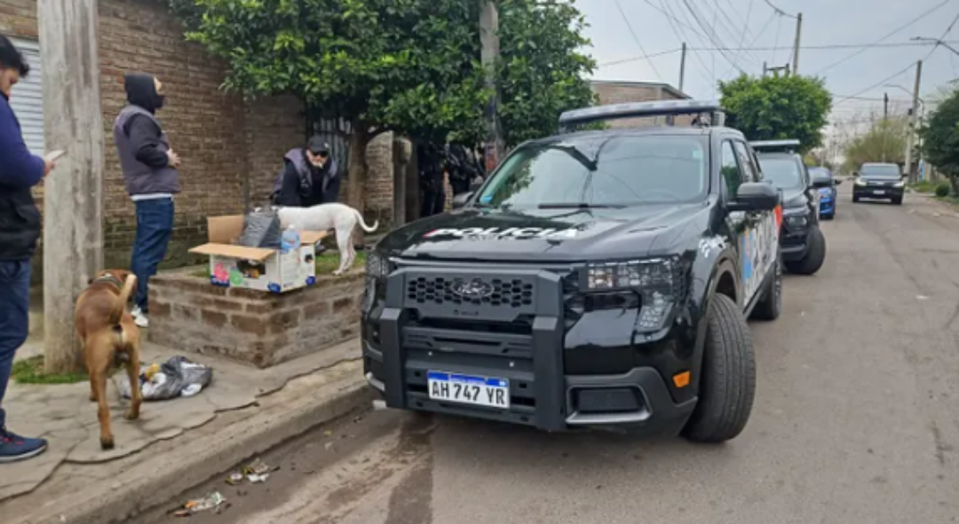 Aprehendieron a un joven señalado como presunto autor de balear a una mujer en Guadalupe Oeste