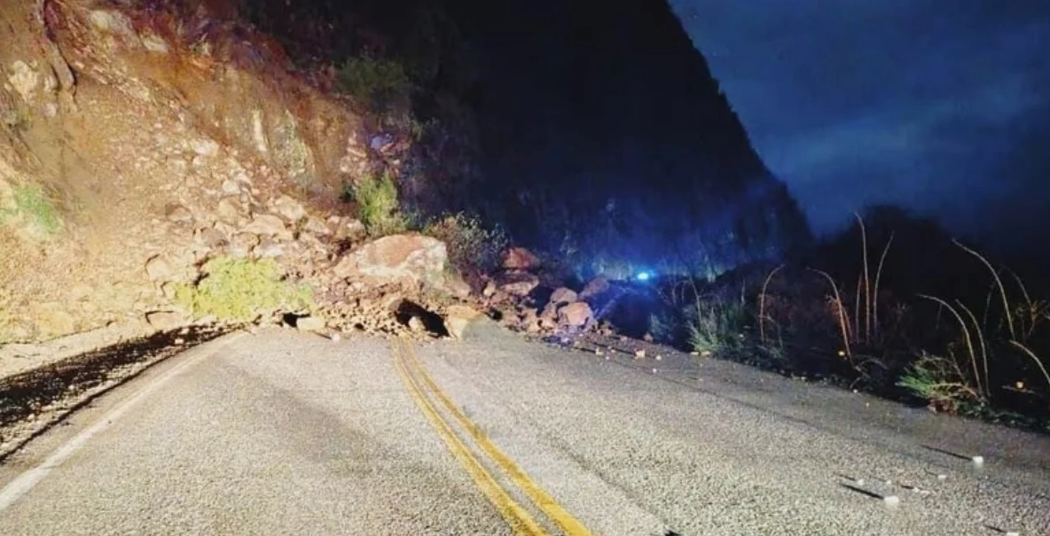Corte total en la Ruta 40: un derrumbe de piedras bloqueó el Camino de los Siete Lagos