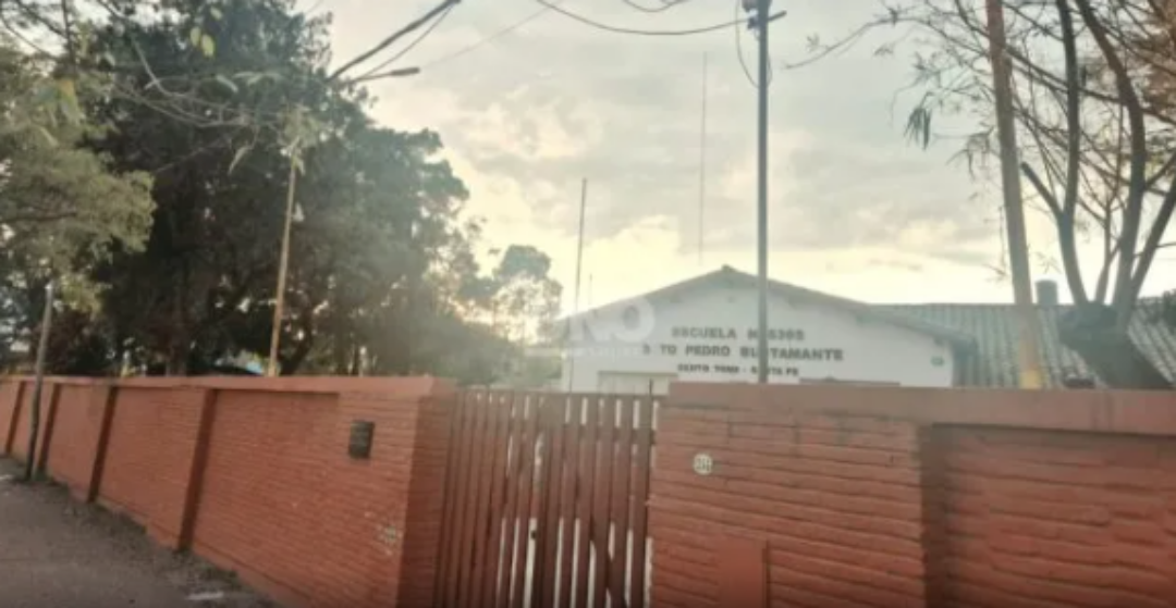 Ladrones entraron y robaron en la Escuela Bustamante de Santo Tomé: suspendieron las clases del turno mañana
