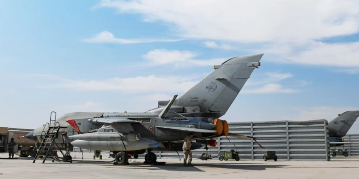 Irán atacó con drones una base de Estados Unidos en Kuwait en respuesta a los últimos bombardeos
