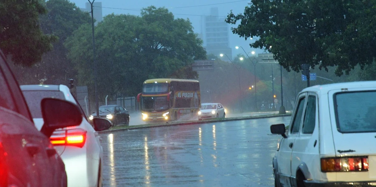 La tormenta dejó hasta 41 milímetros de lluvia en Santa Fe y escasos inconvenientes