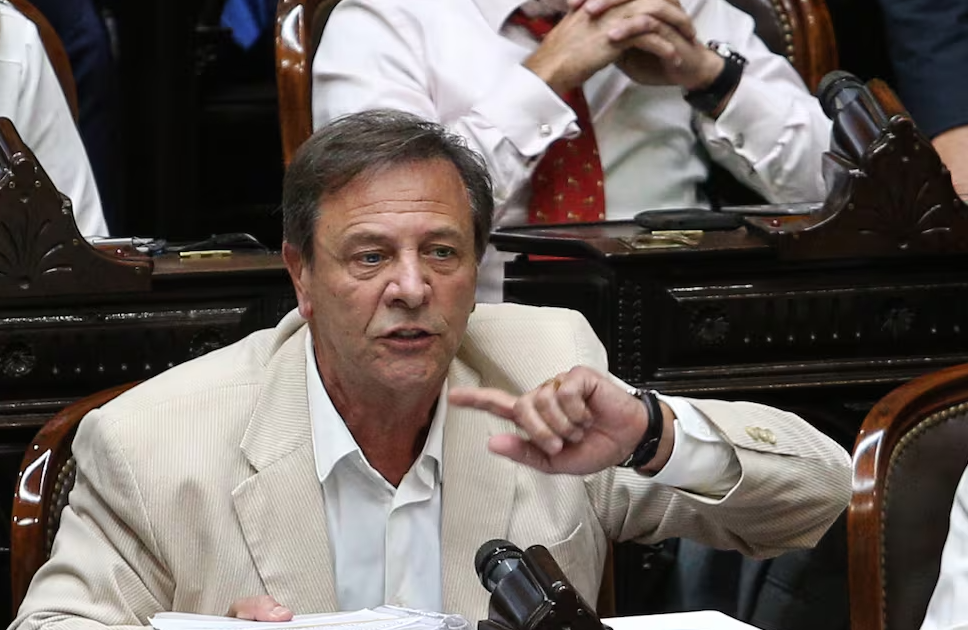 La furia de Oscar Zago con Federico Sturzenegger: “Se cree que somos títeres o estúpidos”